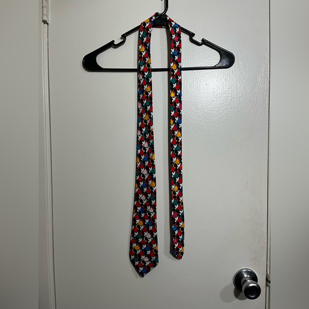 Moving Sale! Vintage! Spectacular Tie Mickey's Print Design